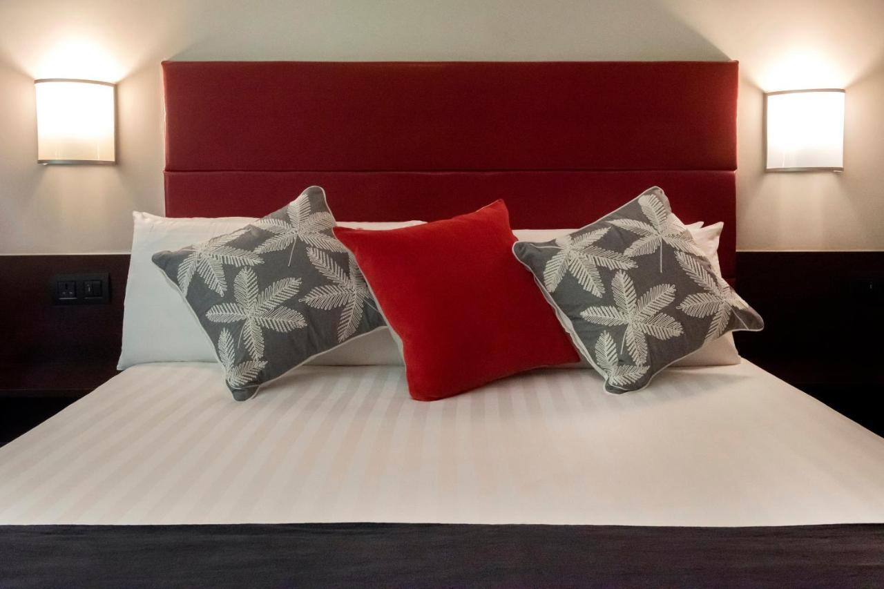 ארטס Hotel Palarine מראה חיצוני תמונה