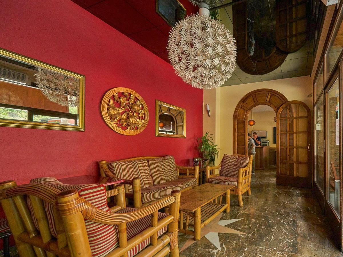 ארטס Hotel Palarine מראה חיצוני תמונה