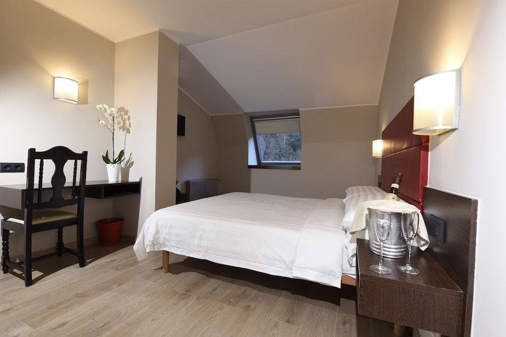 ארטס Hotel Palarine מראה חיצוני תמונה
